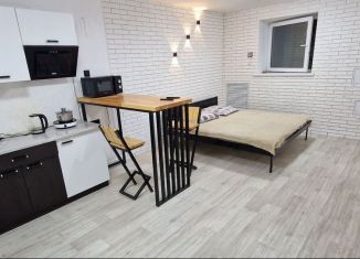 Сдаю в аренду 1-ком. квартиру, 50 м2, Чувашия, улица Кадыкова, 18к1