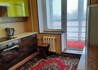 Сдам 1-ком. квартиру, 41 м2, Уфа, улица 8 Марта, 32