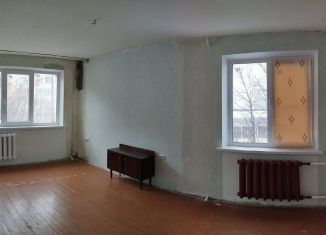 Продам 3-комнатную квартиру, 60 м2, Кировск, Ленинградская улица, 14