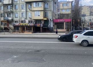 Сдается офис, 50 м2, Махачкала, улица Абдулхакима Исмаилова, 21, Советский район