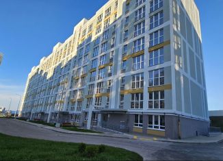 Продаю 2-ком. квартиру, 63.5 м2, Севастополь, улица Братьев Манганари, 30к1