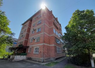 Продается 2-ком. квартира, 41.6 м2, Абинск, улица Советов, 128А