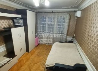 Продам однокомнатную квартиру, 30 м2, Нальчик, проспект Кулиева, 22, район Горная