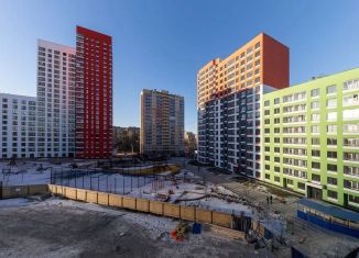 Продаю 4-ком. квартиру, 92.7 м2, Свердловская область, улица Софьи Перовской, 106А