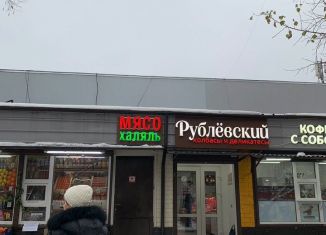 Сдается в аренду торговая площадь, 12.6 м2, Москва, улица Паперника, 9, ЮВАО