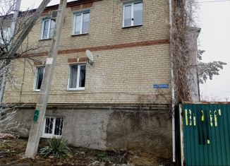 Продам 2-ком. квартиру, 105 м2, Ставрополь, улица Ашихина, 92, Ленинский район