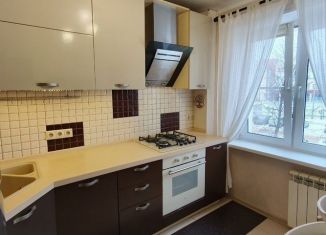 Продаю 3-ком. квартиру, 62 м2, Подольск, улица Революции