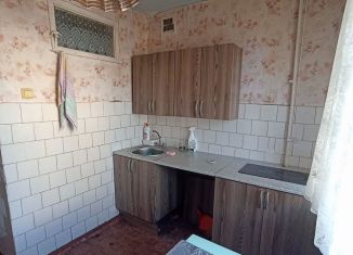 Сдаю 2-комнатную квартиру, 59 м2, Копейск, улица Петра Томилова, 5