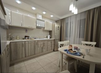 Сдаю в аренду 2-ком. квартиру, 65 м2, Красногорск, Красногорский бульвар