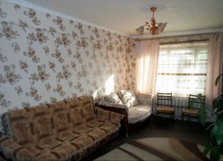 Сдам 3-ком. квартиру, 45 м2, Щёкино, улица Гагарина, 16